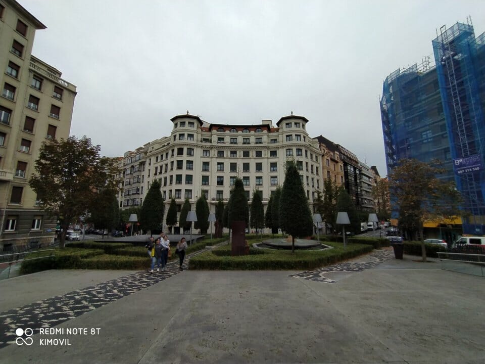 Снимок со смартфона сяоми редми нот 8т