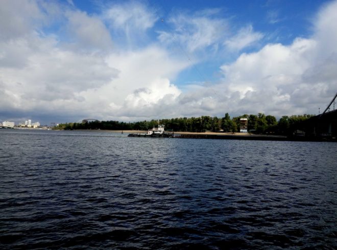 Злой днепровский бычок. Выходные на новой набережной